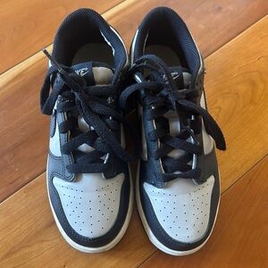 Nike Dunks Size 3Y or women’s size 4.5. Wore once good condition little crease